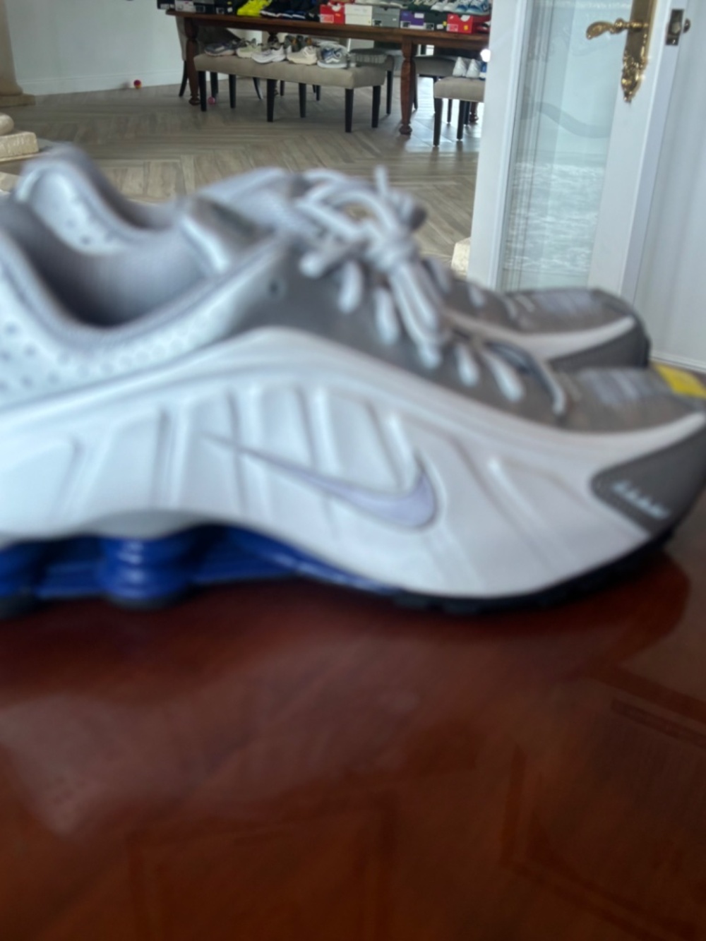 sneaker - Picture 5 of 9